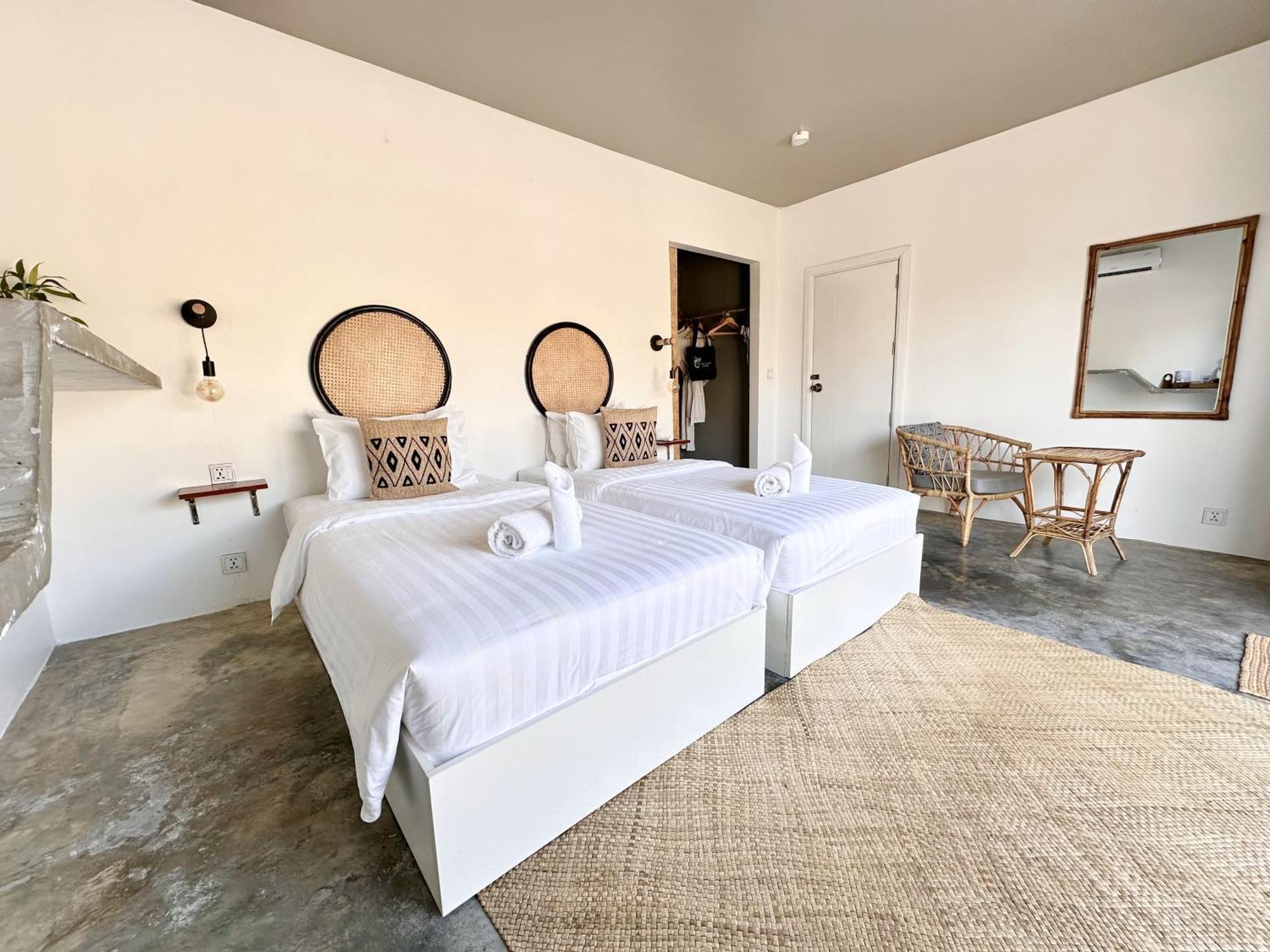Hotel The Secret Garden Koh Rong Pagoda Beach Esterno foto