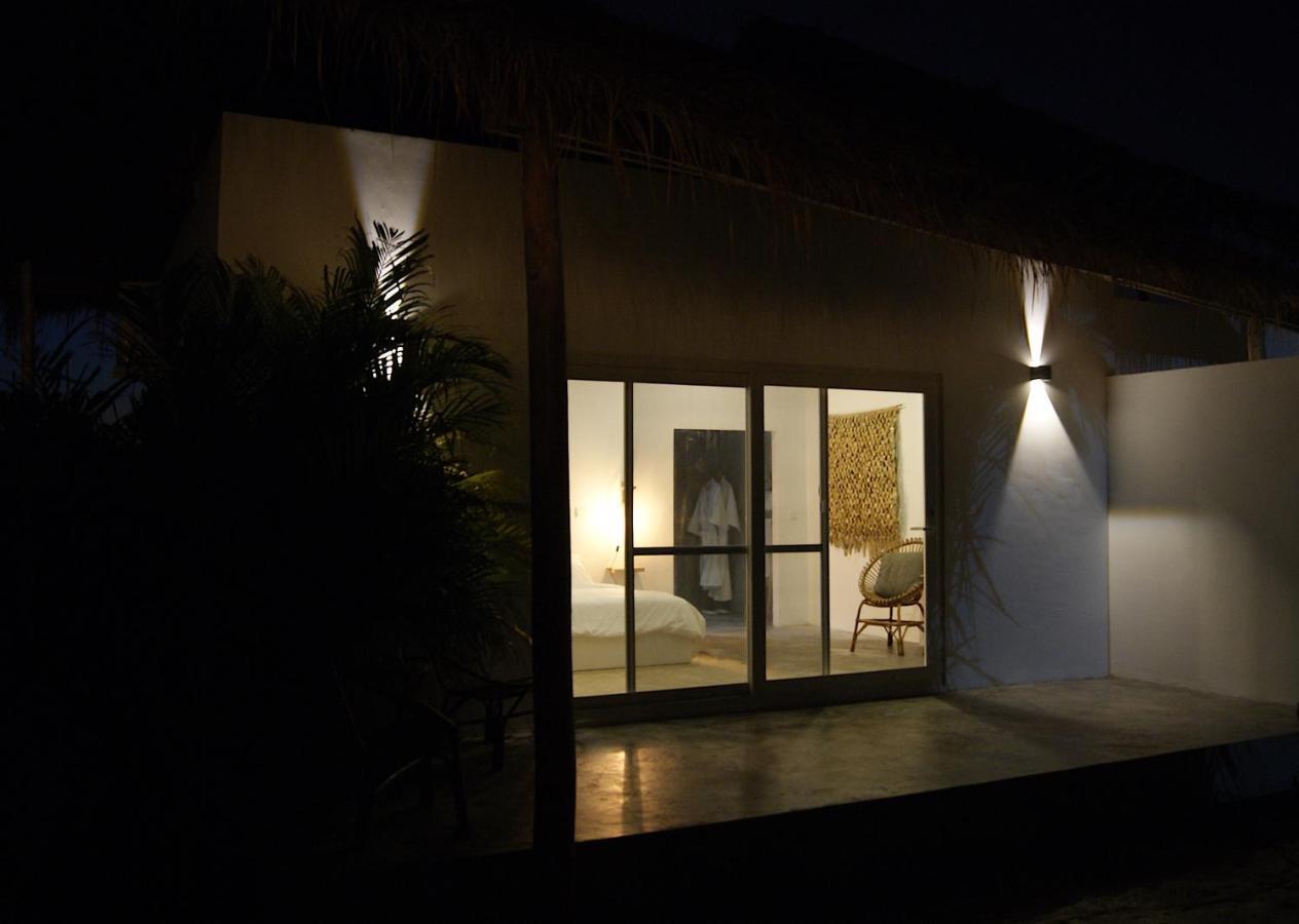 Hotel The Secret Garden Koh Rong Pagoda Beach Esterno foto